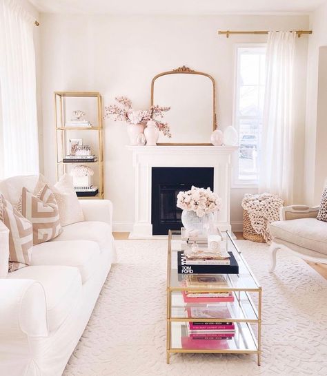 Feminine Apartment Decor, Rich Mansion, Living Room Condo, Mansion Bedrooms, Feminine Apartment, Girly Living Room, Apartment Entry, Dorm House, Pink Girly Aesthetic