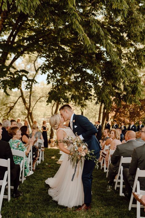 Kiss At End Of Aisle, End Of The Aisle Kiss, Kiss Down The Aisle, Aisle Photos Wedding, Wedding Aisle Kiss, Mid Aisle Kiss Wedding, Wedding Ceremony Kiss, Aisle Inspiration, Ceremony Kiss