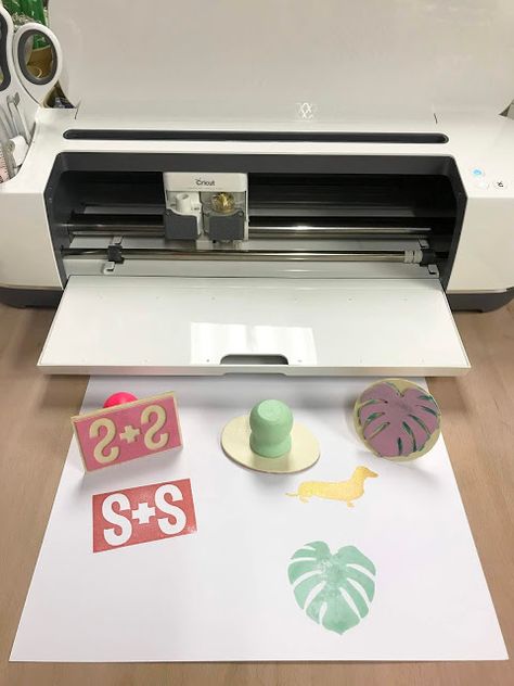 Not So Cli-Shéa: DIY Stamps with Cricut Cricut Logo Projects, Cricut Stamp Making, Making A Stamp With Cricut, Make A Stamp With Cricut, Make Stamps With Cricut, How To Make Stamps With Cricut, Cricut Stamps Diy, Diy Stamp Cricut, Creative Cricut Ideas