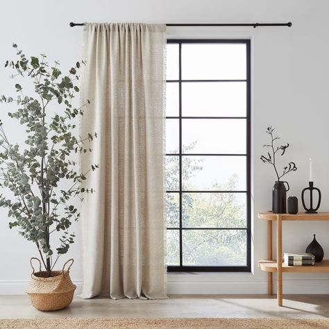 One Curtain Panel On Window Ideas, Beige Curtains Bedroom, Long Curtains Living Room, Cortinas Country, Blue Curtains Bedroom, Large Window Treatments, White Curtains Bedroom, French Door Curtains, Voile Panels