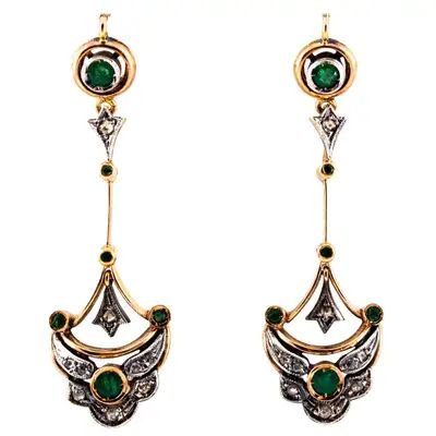 Art Deco Emerald, Edwardian Jewelry, Peridot Earrings, Antique Earrings, Vintage Jewels, Stunning Jewellery, Art Deco Jewelry, Dream Jewelry, Rose Cut Diamond