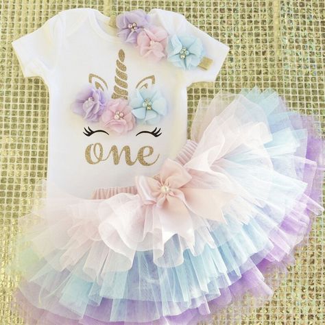 Baby girls dresses, we have gathered our girls comfortable and indulgent dresses for you You should definitely look at the 10 best-selling Dresses that will make your selection easier on AliExpress. You can click the links to find out the current prices of the products and order immediately. Personalised Clothing, 1st Birthday Outfit Girl, Unicorn Birthday Outfit, Birthday Tutu Dress, First Birthday Outfit Girl, 1st Birthday Dresses, First Birthday Dresses, Birthday Unicorn