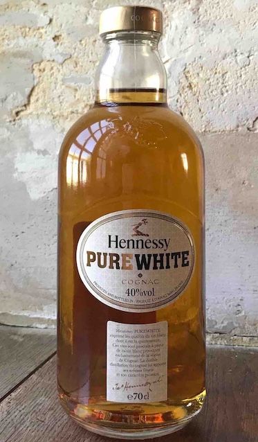 Hennessy Pure White Review & tasting notes | Cognac Expert White Hennessy Drinks Recipes, Hennessey Drink, Hennessy Pure White, White Hennessy, Hennessy Drinks, Hennessy Bottle, Slytherin Aesthetic, Alcohol Drink Recipes, Drink Recipes