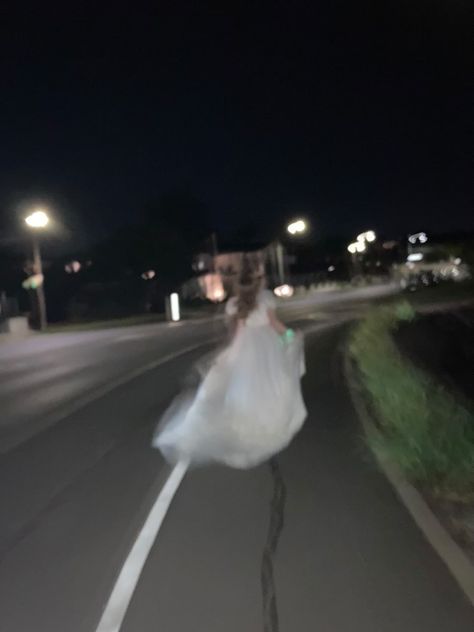 Runaway Princess, Getaway Car Aesthetic, Runaway Bride Aesthetic, Runaway Princess Aesthetic, Bride And Prejudice, Best Friend Book, Wedding Dress Aesthetic, Runaway Bride, Bride Photoshoot