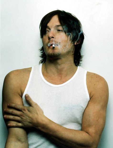 Dating Daryl Dixon, Norman Reedus Prada, Daryl Dixon Side Profile, Norman Reedus Muscles, Norman Reedus Arms, Norman Reedus Shirtless Pictures, Norman Reedus Fanart, Norman Reedus 90s, Young Norman Reedus