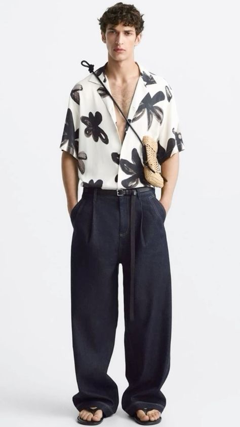 Zara Men Outfits, Stylish Boy Clothes, Beach Outfit Men, Man Dressing Style, Short Men Fashion, Mens Fashion Streetwear, Quick Outfits, Nice Style, Mens Designer Fashion