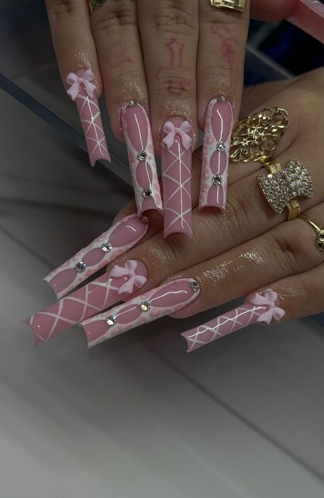 Long Pink Acrylic Nails With Charms, Pink Nails Extra, Sharp Nails Design, Nails With Charms, Hot Nail Designs, Sharp Nails, Drip Nails, Shoe Nails, Classy Acrylic Nails