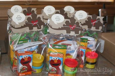 School Birthday Treats, Preschool Birthday, Birthday Treat Bags, Class Birthdays, Birthday Snacks, Elmo Birthday Party, Birthday Goodie Bags, Classroom Birthday, Sesame Street Birthday Party