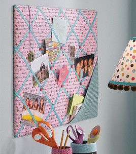 Easy to Make Memo Board for Dorm Room or Kids Bedroom Memory Board Ideas, Diy Notice Board, Memory Board Diy, Ribbon Memo Board, Ribbon Board, Crafts Adults, Fabric Corkboard, Fabric Memo Boards, Memory Boards