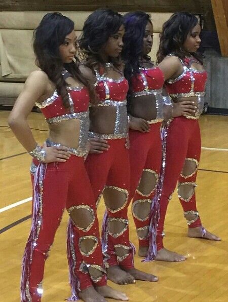 Majorette Dance Uniforms, Majorette Dance, Majorette Outfits, Dancing Dolls Bring It, Majorette Uniforms, Dance Uniforms, Black Dancers, College Cheerleading, Cute Cheerleaders