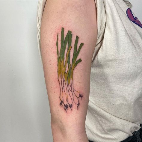 cole on Instagram: “Green onions for Meredith 🌱 • • • • • #montrealtattoo #montrealtattooartist #mtltattoo #quebectattoo #queertattoo #canadatattoo…” Onion Tattoo, Montreal Tattoo, Canada Tattoo, L Tattoo, Green Onion, Tattoo Shop, Color Tattoo, Green Onions, Maple Leaf Tattoo