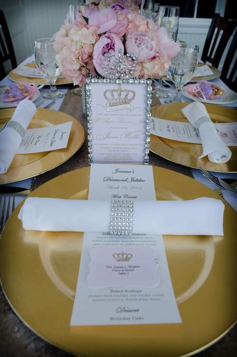 Queen for a Day | CatchMyParty.com Queen Birthday Party Ideas, Queen Birthday Party, Royal Birthday Party, Royal Party, Queen Birthday, 80th Birthday Party, Royal Queen, Princess Birthday Party, 90th Birthday