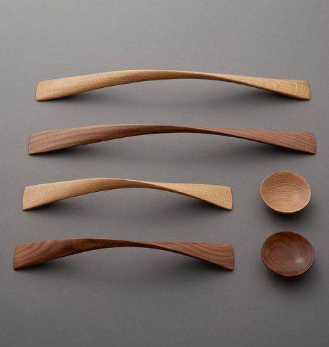 Handling Kitchen Handles Wooden Cabinet Pulls, Placard Design, Wood Kitchen Cabinet, Wooden Drawer Pulls, Wooden Kitchen Cabinets, Trendy Door, Door Handles Modern, Kitchen Door Knobs, Door Handle Design