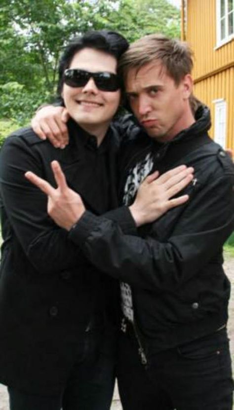 Gerard and Ben Billy Talent, Same Picture, Love This Pic, Love Band, Lucky Man, Punk Music, Music People, Gerard Way, My Chemical