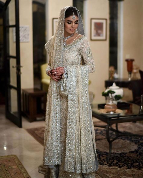 Dr Haroon, Pakistani Bridal Couture, Nikkah Bride, Nikah Dress, Eastern Dresses, Walima Dress, Nikkah Dress, Traditional Indian Dress, Glamorous Dresses