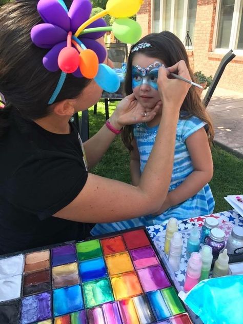 Face Painting Birthday Party, Face Painting Station Party Ideas, Face Painting Station, Face Paint Booth, Face Painting Booth Set Up, Face Painting Booth, Custom Kids Clothes, Face Paint Set, Painting Corner