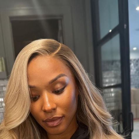 Ricky Wing on Instagram: "Summer blonde ✨  @mrs_savannahrj" Cool Blonde Black Women, Savanna James Hair, Savannah James Blonde Hair, Ash Golden Blonde Hair, Savannah James Hair, Ash Blonde Black Women, Black Woman Blonde Hair, Blonde Dark Skin, Platinum Curls