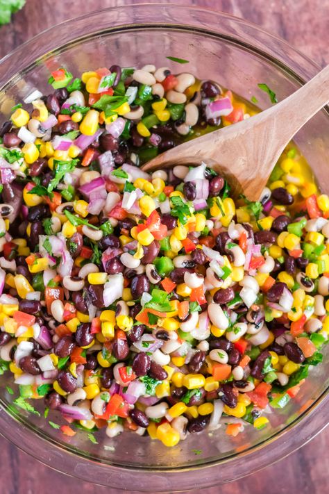 The Best Cowboy Caviar, Easy Cowboy Caviar, Lake Snacks, Beach Day Food, Cowboy Caviar Dip, Caviar Dip, Pool Snacks, Easy Picnic Food, Poolside Snacks