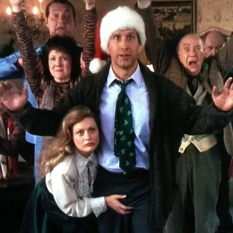 Christmas Movie Covers, Iconic Christmas Movie Scenes, National Lampoon Christmas Vacation Wallpaper, Christmas Movie Scenes, Christmas Vacation Costumes, National Lampoons Christmas Vacation Movie, Christmas Vacation Movie Quotes, National Lampoon Christmas Vacation, Griswold Christmas Vacation