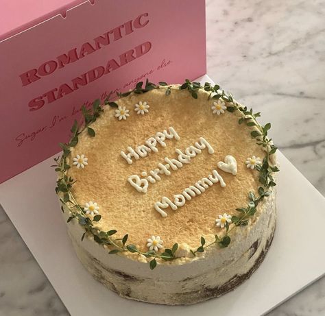 Mommy Birthday Cake, Birthday Cale, Happy Birthday Mommy, Birthday Cake For Mom, Happy Birthday Mother, Ideas Cumpleaños, Homemade Birthday Cakes, Pretty Birthday Cakes, Food Goals