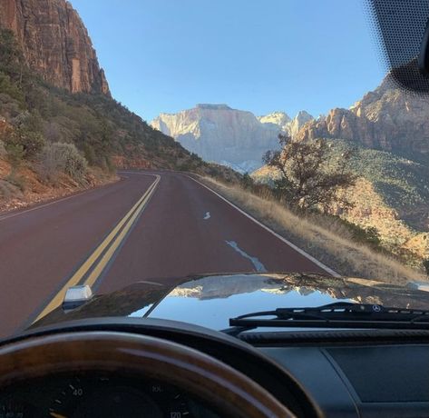 Alternative Luxe, Cowboy Aesthetic, Be Kind Always, Cowgirl Aesthetic, Western Aesthetic, My Funny Valentine, Ranch Life, Vintage Americana, California Dreamin'