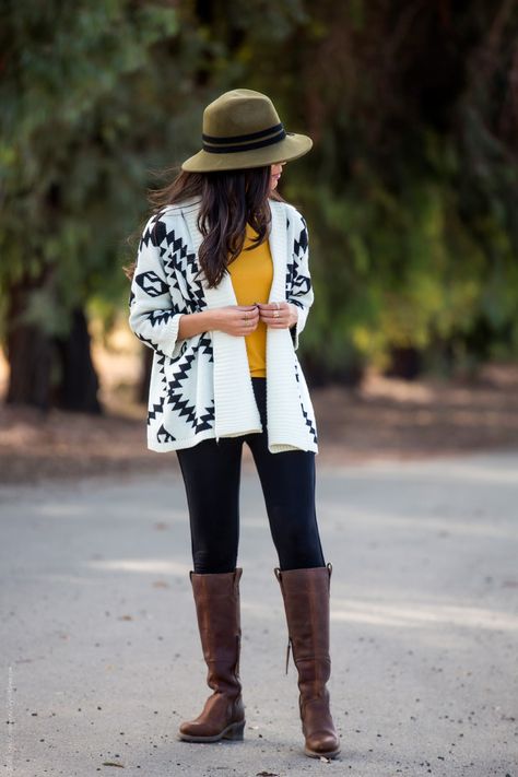 A stylish way to wear Aztec Cardigan - Visit Stylishlyme.com for more outfit inspiration and style tips Aztec Cardigan Outfit, How To Wear Knee High Boots, Outfits With Knee High Boots, Cardigan Fall Outfit, Ankle Boots With Jeans, Boots Outfit Ankle, High Boots Outfit, Aztec Cardigan, Cardigan Outfit