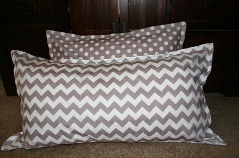 Glam Fabrics: Simple Pillow Sham Tutorial for Standard and King  pillows // Great tutorial. Pillows turned out perfect. Diy Pillow Shams, Pillow Sham Pattern, Simple Pillow, Simple Envelope, Crochet Heart Blanket, Pillow Cases Tutorials, King Size Pillow Shams, Diy Pillow, Diy Pillow Covers