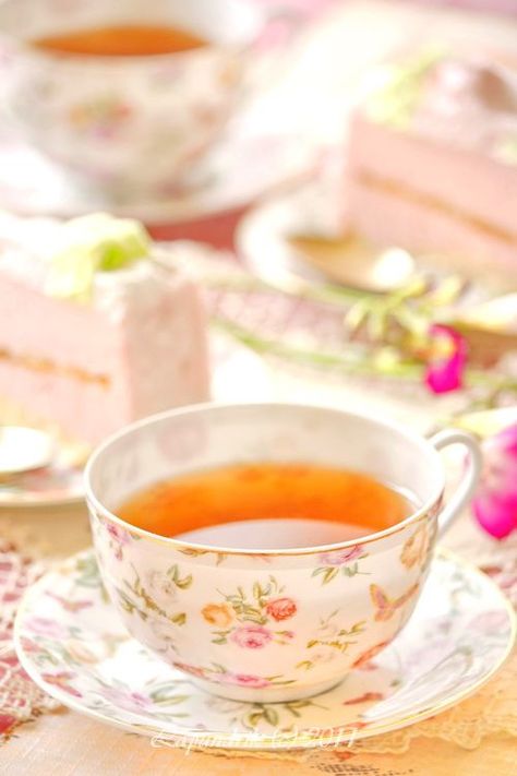 Romantic Tea, Tea Quotes, Cuppa Tea, Tea Break, A Cup Of Tea, Rose Tea, My Cup Of Tea, Tea Art, Tea Cakes