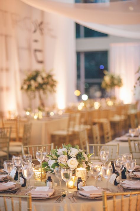 Low blush and gold centerpieces.   Venue: The Museum of Contemporary Art Chicago  Photography: Rogue Art Photography  Chicago Wedding Planning + Wedding Design: The Simply Elegant Group  Florals: Atmosphere Events Group     #chicagoweddingplanner #mcachicago #museumwedding Twilight Wedding, Elegant Summer Wedding, Gold Centerpieces, Wedding Tablescape, Chicago Wedding Venues, Romantic Candles, Planning Wedding, Chicago Photography, Blush Tones