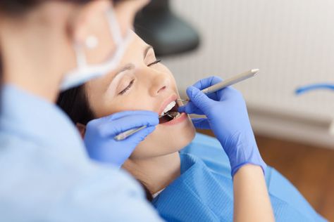 Sleep Dentistry or Sedation Dentistry - Is It Right For You? Dental Extraction, Kedokteran Gigi, Dental Fillings, Sedation Dentistry, Dental Emergency, Oral Surgeon, Emergency Dentist, Dental Bridge, Dental Procedures