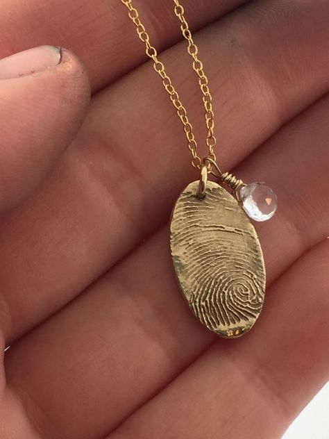 Black Gold Jewelry, Fingerprint Jewelry, Gold Filled Necklace, Family Necklace, Bronze Necklace, Dope Jewelry, Jewelry Lookbook, Diy Schmuck, Girly Jewelry