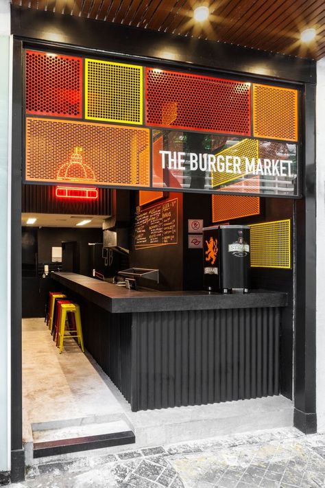 Burger Restaurant Design, Restaurant Exterior Design, Small Restaurant Design, Bar Deco, Restaurant Exterior, Doner Kebab, Small Restaurant, Cafe Shop Design, Burger Restaurant