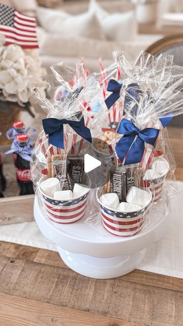 bren | home, holidays & lifestyle | Dallas tx on Instagram: "COMMENT “LINKS” and I will dm you everything I used!

s’mores to go are a super easy party favor idea and always a hit! 🍫 you could do these for any occasion! be sure to save and share for inspo! 👌

#partyideas #partyfavors #smores #fourthofjuly #july4th #summerparty #hostingaparty #summerbbq #diypartyideas #hostingtips #fourthofjulyweekend #amazonfinds #partyfavor #hostinginspo 

s’mores, party favor, party favors, party favor ideas, Fourth of July, July 4th, summer bbq, hosting ideas, summer party, Amazon finds, hosting inspo" Cookout Party, Easy Party Favor, Party Favor Ideas, Hosting Ideas, Company Party, Let Freedom Ring, Favor Ideas, Birthday Board, Summer Bbq