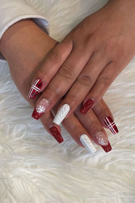 This year, get into the holiday spirit with these adorable Christmas nail art designs and creations!Beautiful acrylic Christmas nails and gel nail art. These nail designs feature Christmas symbols such as Christmas trees, reindeer, stars, snowflakes, and traditional reds and whites. If you are looking for a cute Christmas nail art design, here I have collected some beautiful Christmas nail inspiration to help you find the look you want. Grey Christmas Nails, Acrylic Christmas Nails, Classy Almond Nails, Holiday Acrylic Nails, Pedi Ideas, Red Christmas Nails, Festive Nail Art, Cute Christmas Nails, Nails Green