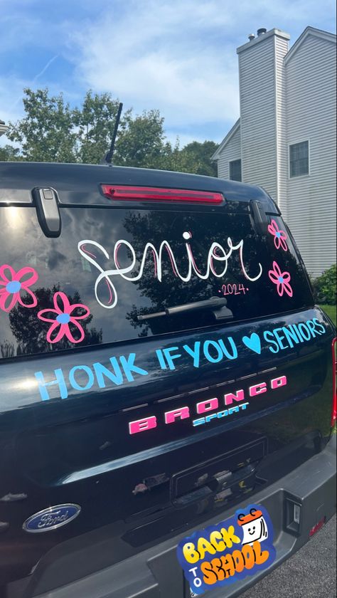 Decorated Senior Cars, Car Markers Window Ideas Senior, Just Graduated Car Paint, Class Of 2025 Car Decorating, Senior Truck Decorations, Graduation Car Paint, Senior Night Car Decorations, Senior Chalk Marker Car, Senior Sunrise Car Paint