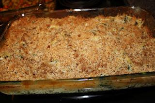 Real Simple Chicken, Spinach, and Noodle Casserole Seafood Pie Recipe, Lobster Pie, Lobster Casserole, Sour Cream Potatoes, Ritz Cracker Recipes, Baked Scallops, Lobster Dishes, Turkey Casserole, Lobster Recipes