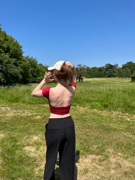 Backless Top Aesthetic, Backless Top Outfit, Clothes Place, Black Backless Top, Black Suit Pants, Open Back Shirt, Daily Ootd, Camera Aesthetic, Tøp Aesthetic