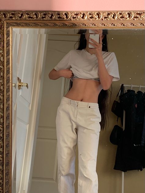 Breanna Quan, Elegant Pants Outfit, Bootcut Pants Outfit, Low Rise Pants Outfit, Low Waisted Pants, Elegant Pant, Low Rise Pants, Bootcut Pants, Minimal Chic