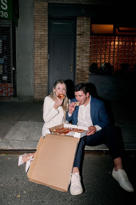 Direct flash couple eating pizza on a curb, New York engagement photos captured by NYC couples photographer Katherine Marchand. Beach Engagement Photos Pizza, Engagement Photos Eating Pizza, New York Engagement Party, Engagement Photos With Pizza, Gas Station Engagement Pictures, Selfie Engagement Pictures, Couple Pizza Photoshoot, Eating Engagement Photos, Nyc Engagement Party