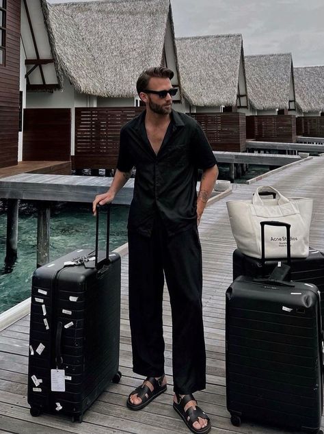 Full Black Outfit Men, Black Swimsuit Outfit, Summer Outfits Men Beach, Full Black Outfit, Black Summer Outfits, Vacation Outfits Men, Poolside Outfit, Beach Outfit Men, Mens Summer Fashion Beach