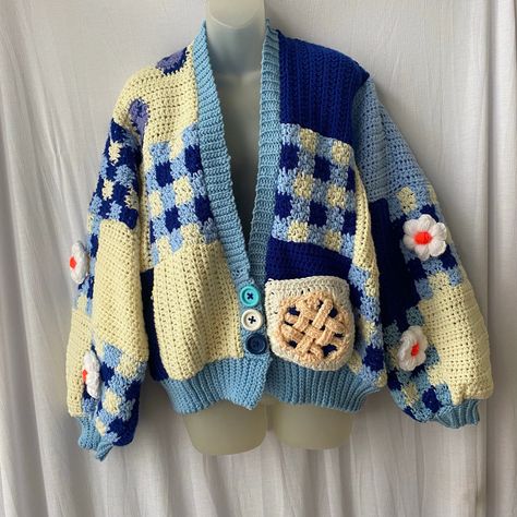 patchwork cardigan, blue and blueberry, food clothes, pie cardigan, fruit patchwork cardigan, by hawtology Cardigan Design Pattern, Crochet Pins, Strawberry Sweater, Crochet Cardigan Tutorial, Jacket Crochet, Handmade Cardigan, Patchwork Cardigan, Mode Zara, Crochet Design Pattern