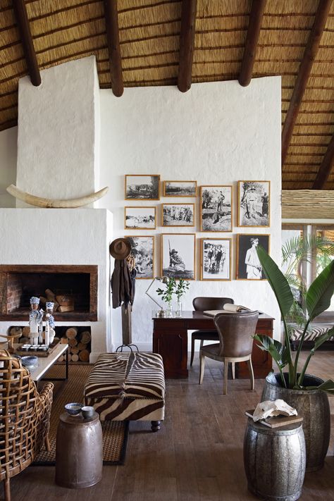 Safari Lodge Interior, Out Of Africa Style, Colonial House Interior, African Interior Design, British Colonial Decor, African Interior, Colonial Decor, Camping Decor, Private House