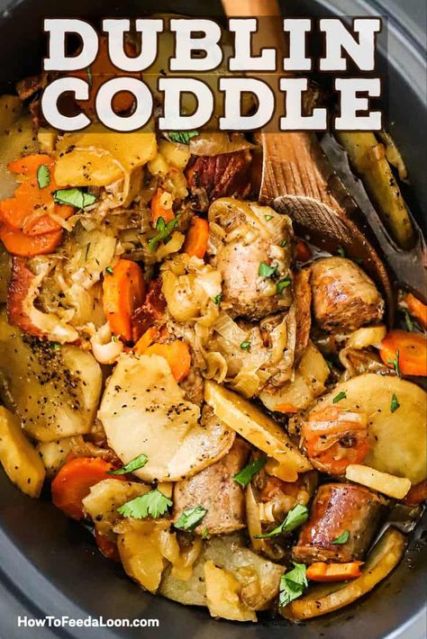 Irish Coddle Recipe, Dublin Coddle Recipe, Coddle Recipe, Dublin Coddle, Irish Cooking, Irish Dishes, Irish Cuisine, Best Sausage, Potatoes Onions