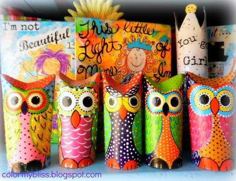 Color My Bliss: Toilet Paper Roll Owls - A Quick Peek at how I Create Mine! Turkey Crafts Kids, Toilet Paper Roll Art, Easy Thanksgiving Crafts, Rolled Paper Art, Toilet Paper Tube, Paper Flower Art, Toilet Paper Crafts, The Whoot, Paper Owls