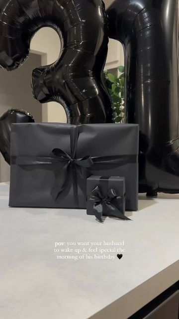 Black Gift Basket Ideas, Black Gift Basket, Black Valentines Day, Black Valentines, Small Gift Ideas, Basket Gift, Gift Basket Ideas, Basket Ideas, Black Gift