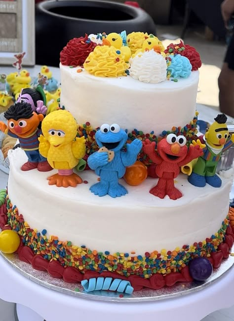 Sesame Street Ozzys 1st Bday  | CatchMyParty.com Simple Sesame Street Cake, Diy Sesame Street Cake, Sesame Street Birthday Cake Ideas, Sesame Street Cake Ideas, Sesame Street 1st Birthday Cake, Sesame Street Smash Cake, Seaseme Street Birthday Party, Sesame Street Birthday Cake, Sesame Street Birthday Cakes