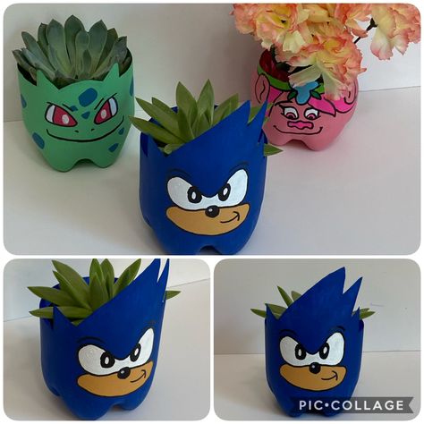 Sonic The Hedgehog Arts And Crafts, Sonic Craft For Kids, Hedgehog Pokemon, Sonic Craft, Bulbasaur Planter, Paper Flowers Wall, Hedgehog Craft, Pots Diy, Trolls Poppy