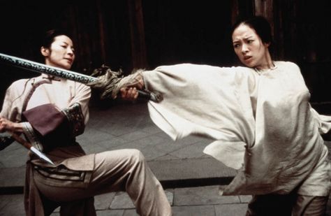 Crouching Tiger, Hidden Dragon (2000) Tigre Y Dragon, Crouching Tiger Hidden Dragon, Hidden Dragon, Crouching Tiger, Ang Lee, Martial Arts Movies, Zhang Ziyi, Pencak Silat, Martial Arts Women