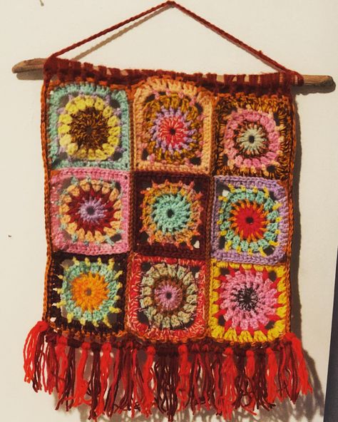 Crochet Wall Hanging Granny Square, Crochet Square Wall Hanging, Granny Square Wall Art, Granny Square Decoration, Framed Granny Square, Granny Square Wallpaper, Granny Square Decor, Granny Square Garland, Crochet Granny Square Wall Hanging