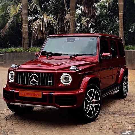 G-Class Luxury Mercedes Benz, Luxury Mercedes, Mercedes G63, Dream Cars Mercedes, Mercedes G Wagon, G63 Amg, Top Luxury Cars, Benz G Class, Mercedes Benz G Class